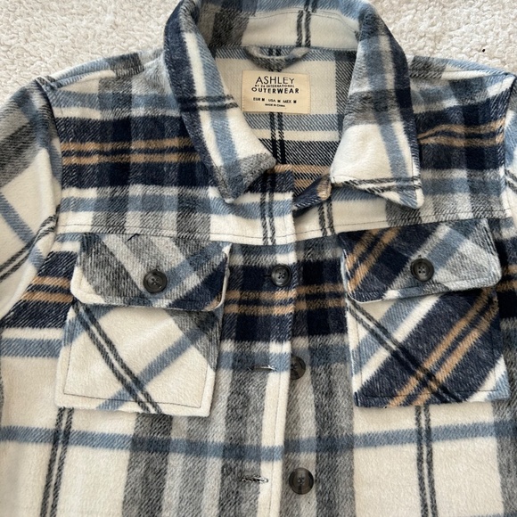 Cropped fleece-feel jacket - Picture 4 of 7